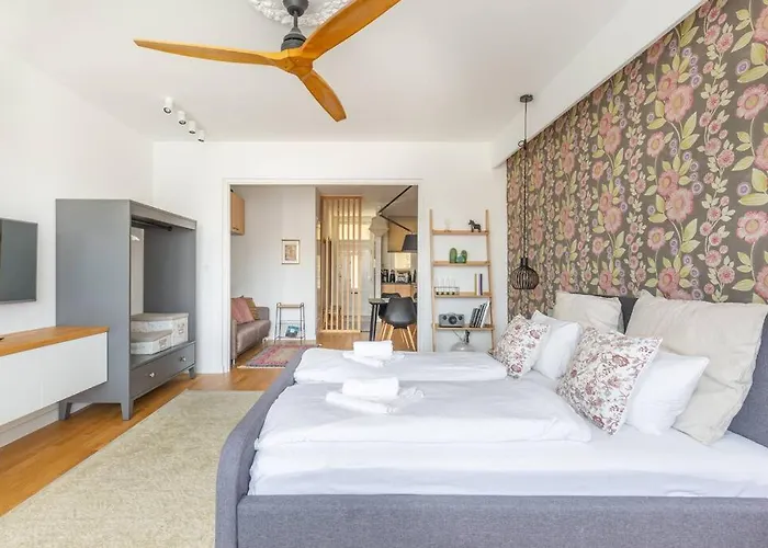 Cozy&stylish At The Eastern Railway St. W Balcony Appartement *