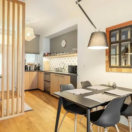 Apartamento Cozy&stylish At The Eastern Railway St. W Balcony